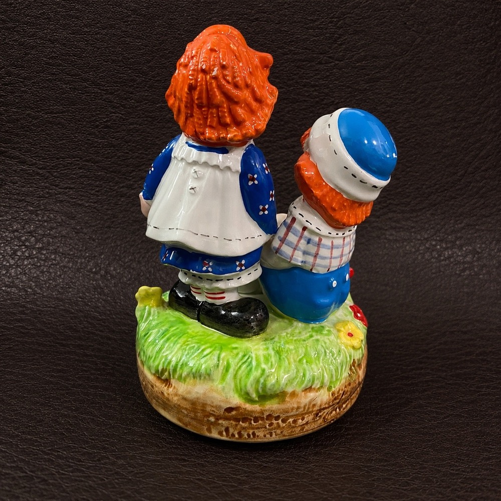 Vintage 1974 Schmid Raggedy Ann and Andy Revolving Music Box Ceramic Figurine - Picture 2 of 11
